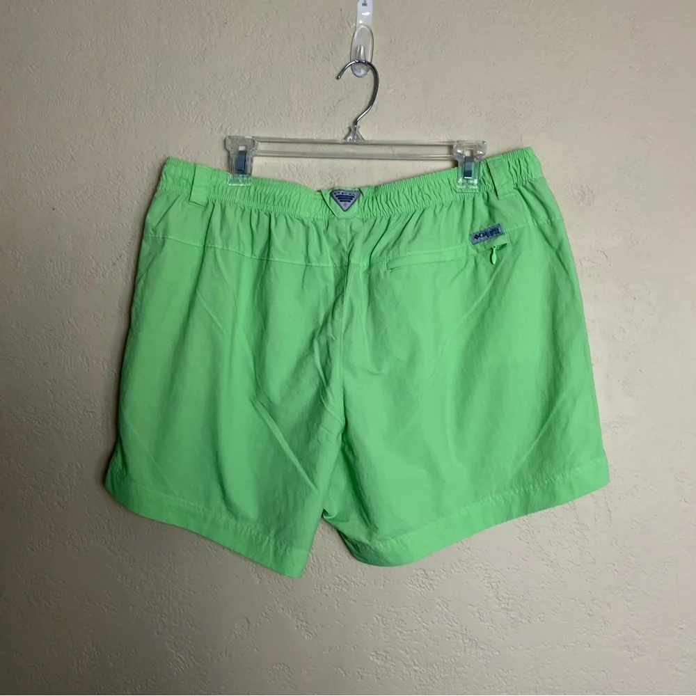 Columbia PFG Fishing Elastic‎ Waist Green Shorts Mens Size XL